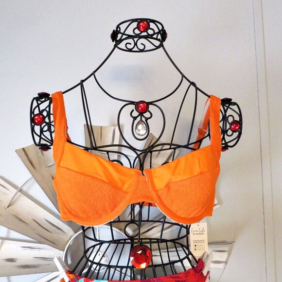 NWT‎ Cupshe Tropical Print 2 Pcs Bikini Swimsuit Size Medium - Picture 2 of 8